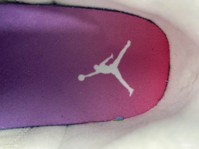One Kick DB0733-190 (2021) 12 EASTER JORDAN LOW RETRO AIR 0709